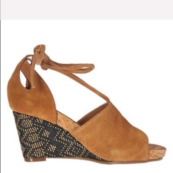 Aerosoles Camel Spring Plush Wedge Sandals NWT Size 8.5 - Picture 1 of 5